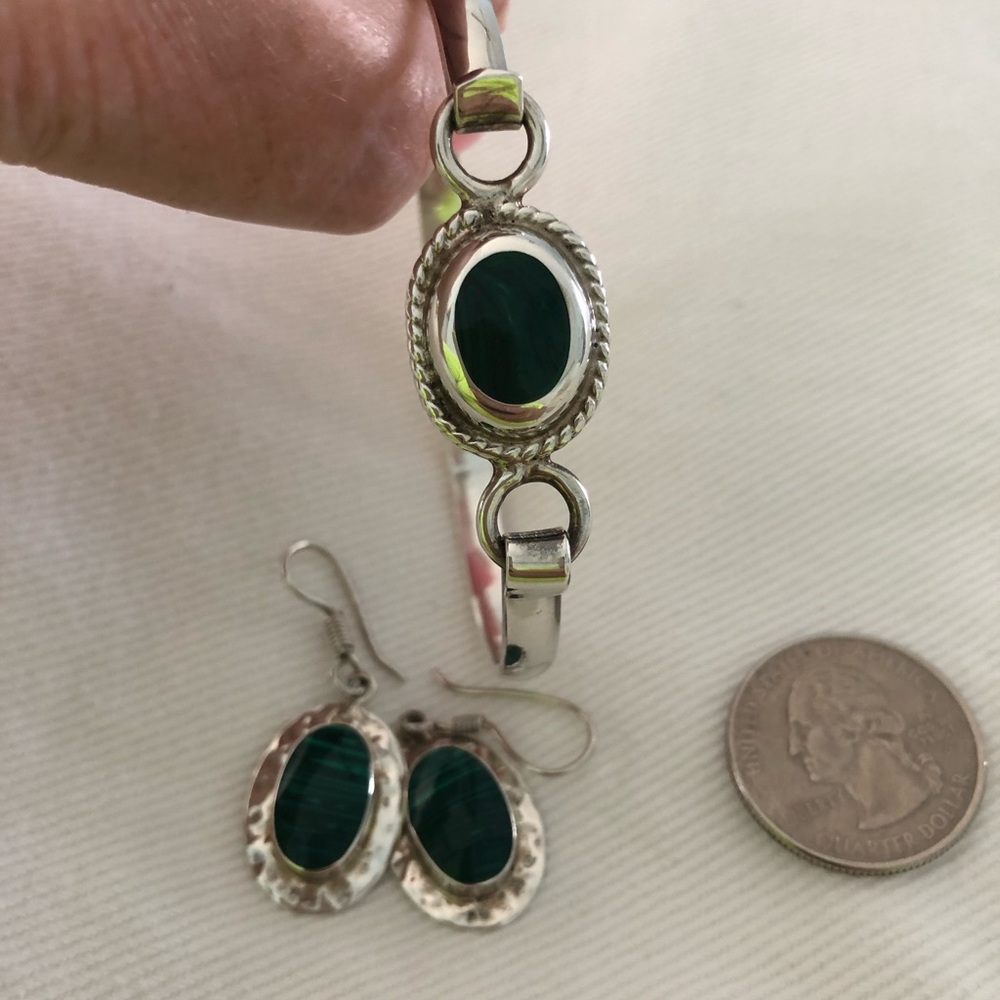 Malachite and silver bracelet & earrings
